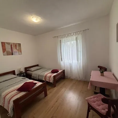 Kuca Za Odmor Belvedere Siveric
